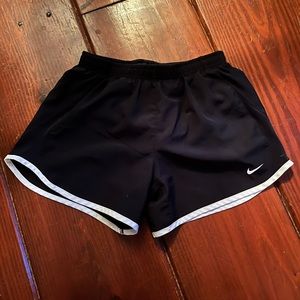 Nike girls shorts